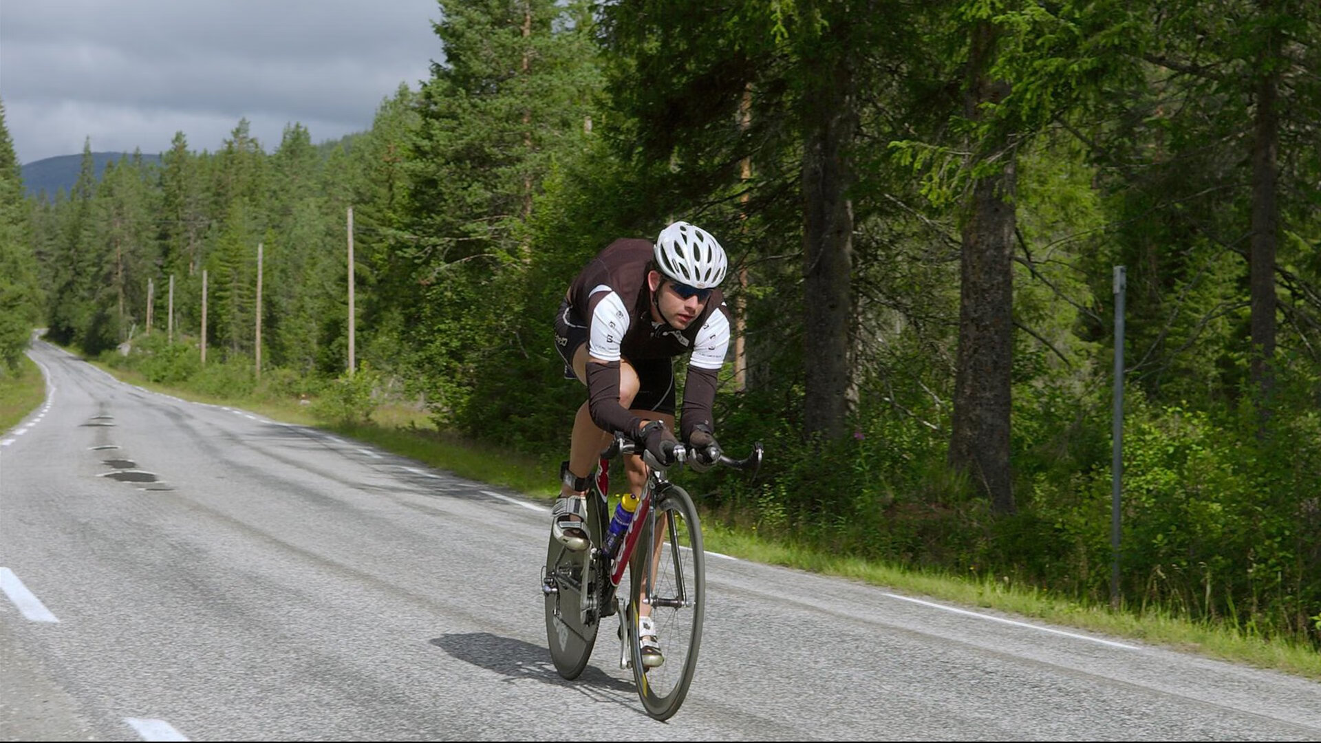 爱游戏APP-数字化时代的F1：智慧与速度并存，数字化时代百科